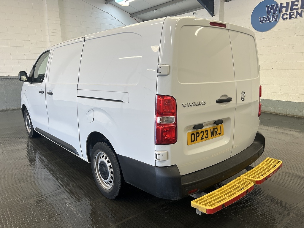 Vauxhall Vivaro 1.5 Turbo D 2900 Prime Panel Van 6Dr White #2