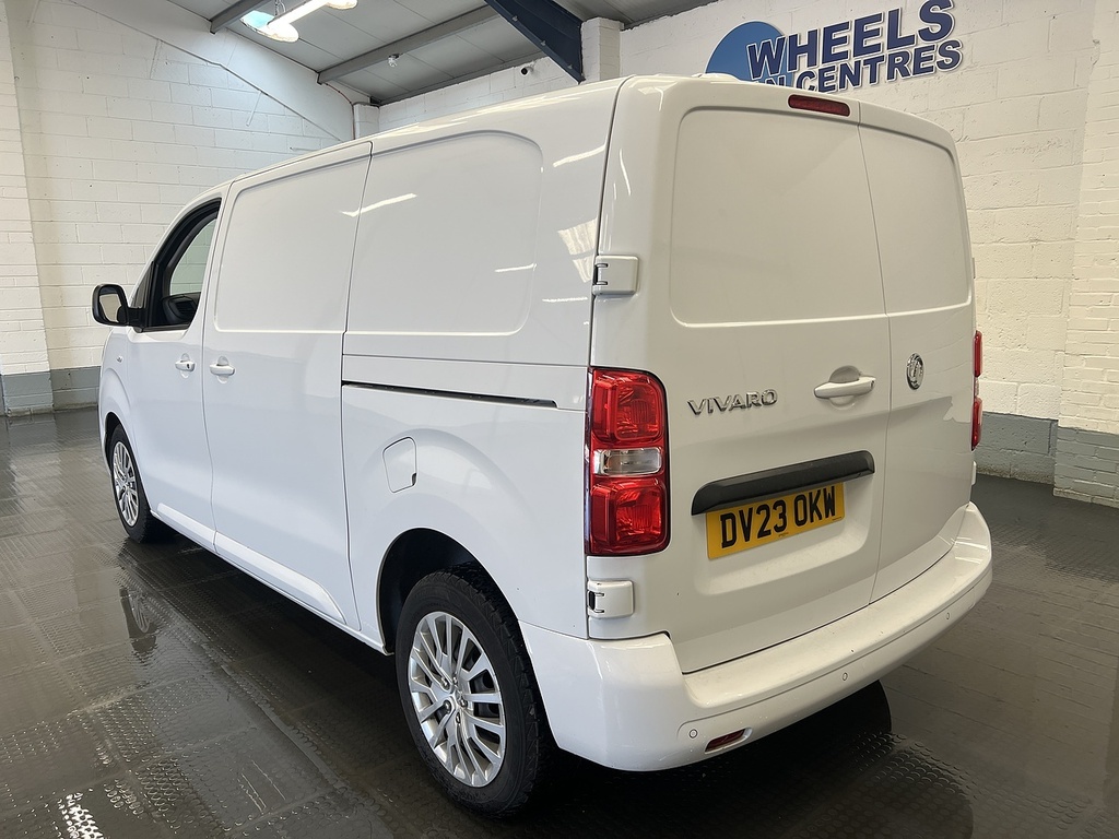 Vauxhall Vivaro 1.5 Turbo D 2900 Pro Panel Van 6Dr L White #2