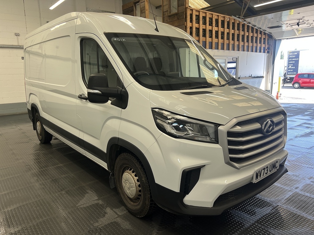 Maxus Deliver 9 D20 White #4