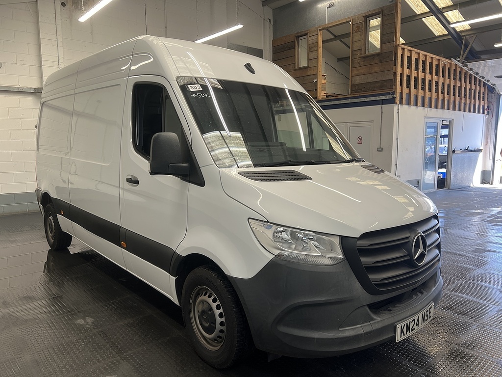 Mercedes-Benz Sprinter 2.0 315 Cdi Premium Panel Van Fw White #4