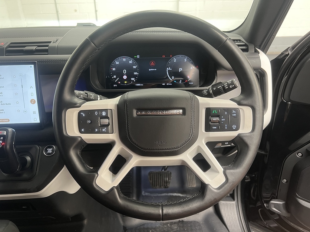 Land Rover Defender 90 3.0 D250 X-dynamic Se 90 Black #17