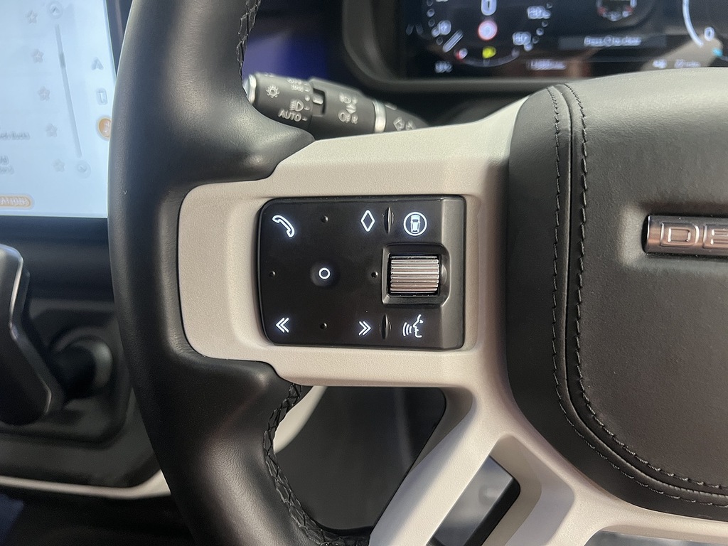 Land Rover Defender 90 3.0 D250 X-dynamic Se 90 Black #22