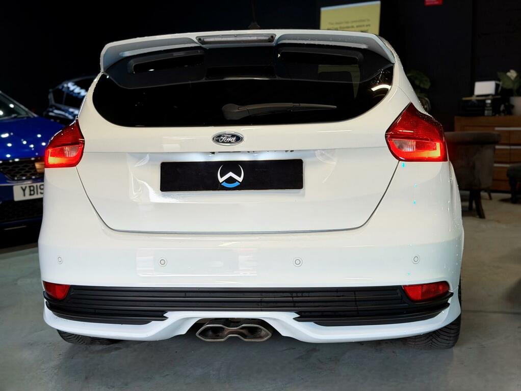 Ford Focus 1.0 Ecoboost 125 St-line 5Dr- Touch Screen, Start Grey #9