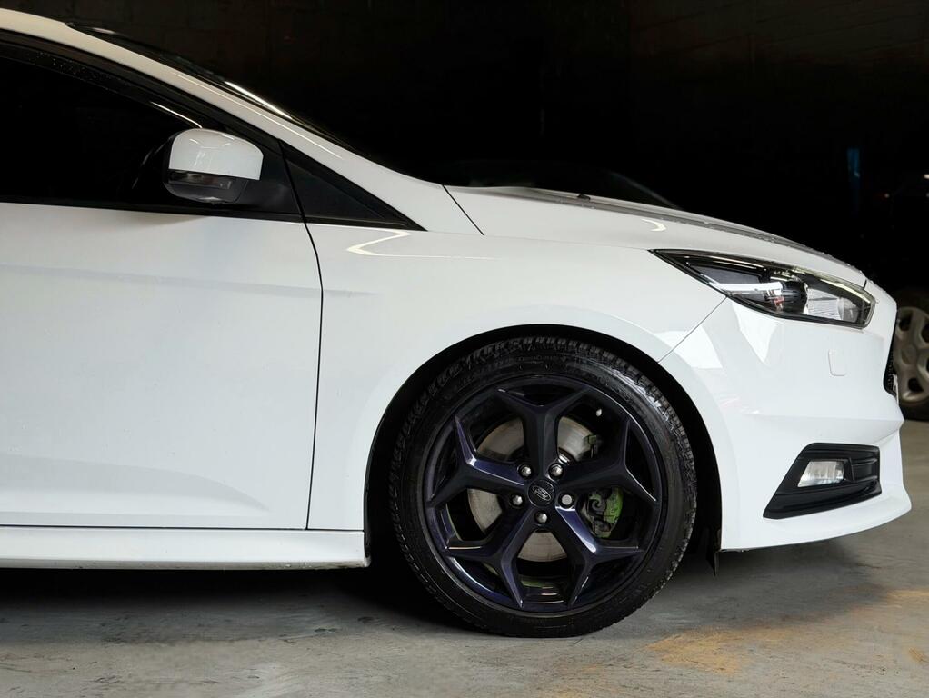 Ford Focus 1.0 Ecoboost 125 St-line 5Dr- Touch Screen, Start Grey #31