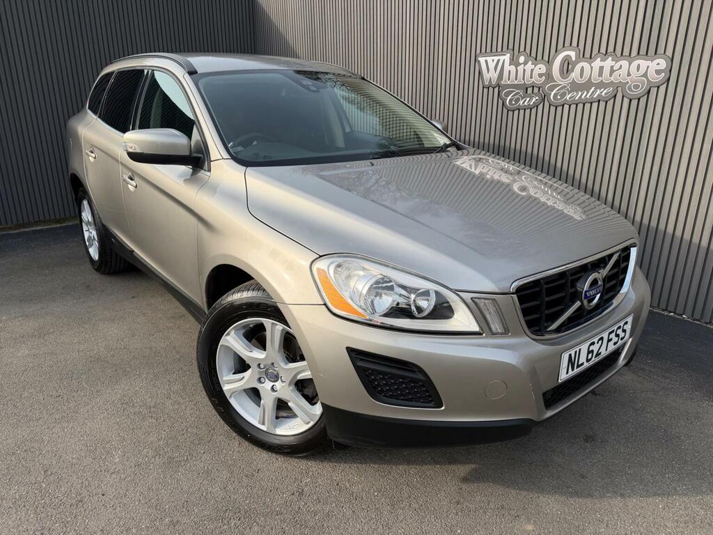 Volvo XC60 Suv 2.4 D5 Se Geartronic Awd Euro 5 201262 Gold