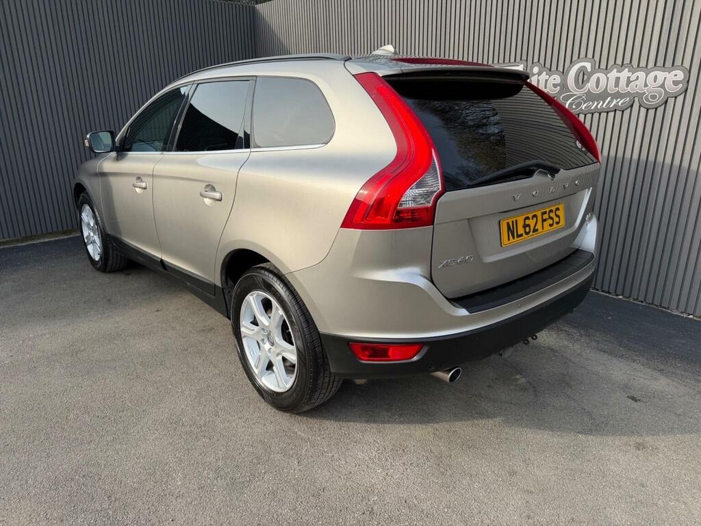 Volvo XC60 Suv 2.4 D5 Se Geartronic Awd Euro 5 201262 Gold #3