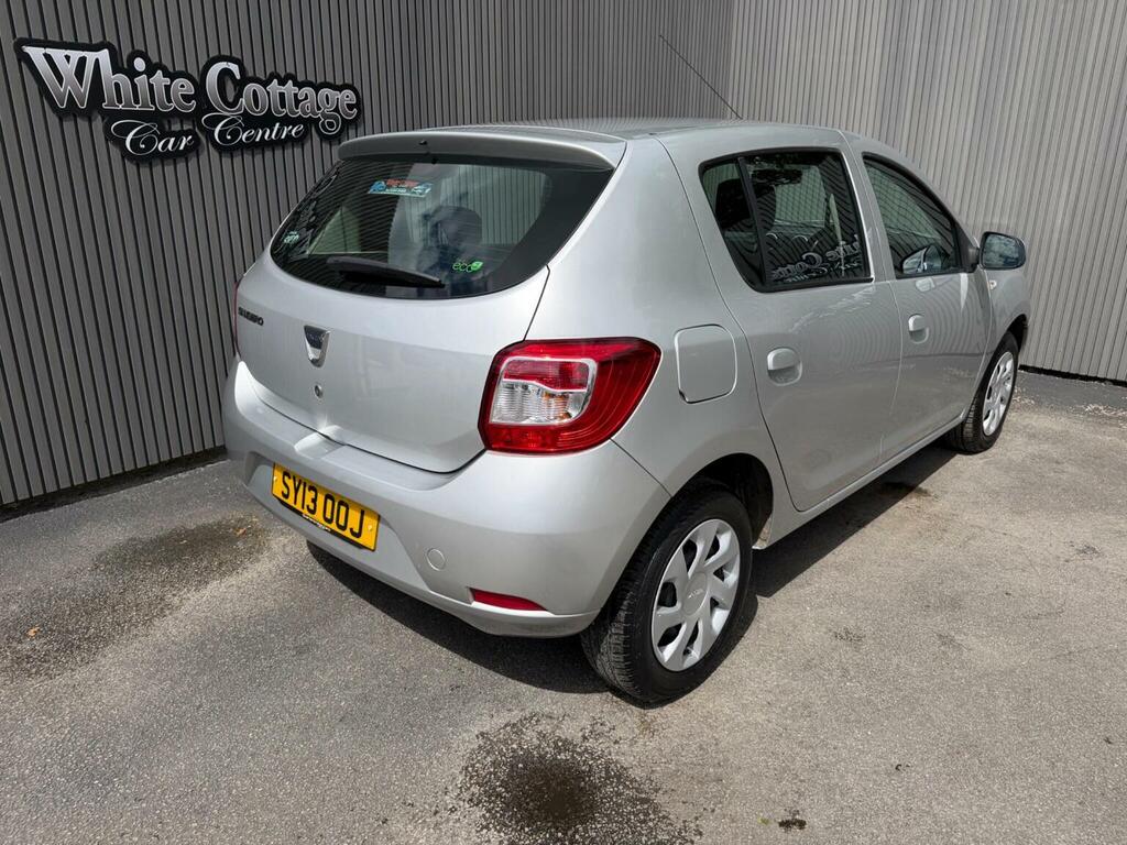 Dacia Sandero Hatchback 1.5 Dci Laureate Euro 5 201313 Silver #2