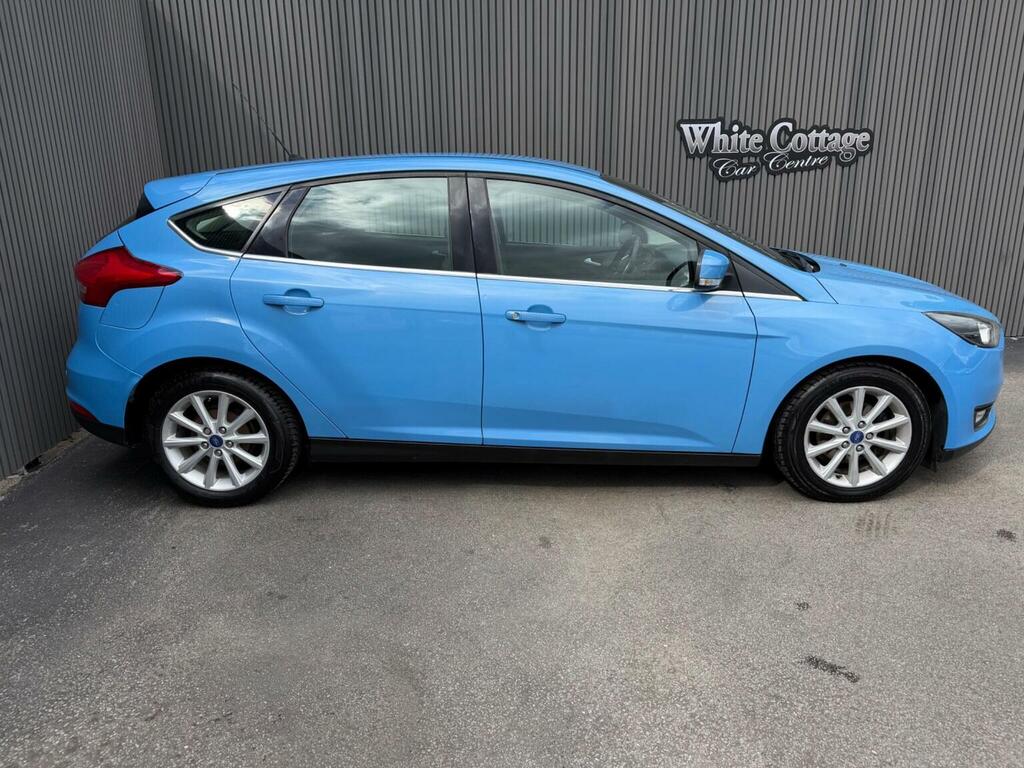 Ford Focus Hatchback 1.5 Tdci Titanium Euro 6 Ss 2016 CK66LXF Blue #6