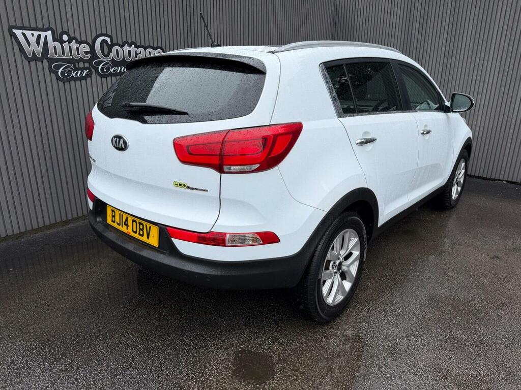 Kia Sportage 1.7 Crdi Ecodynamics 2 2Wd Euro 5 Ss White #2