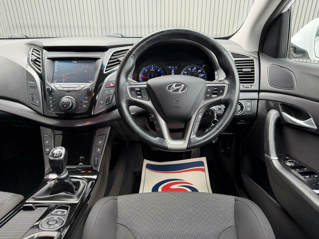 Hyundai I40 Crdi Se Nav Blue Drive Silver #14