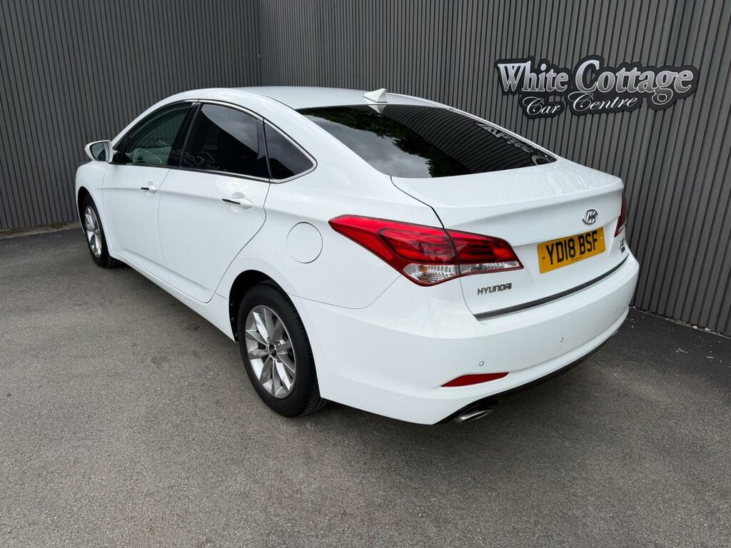 Hyundai I40 1.7 Crdi Blue Drive Se Nav Euro 6 Ss White #3