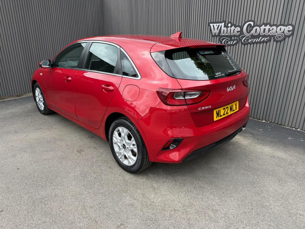 Kia Ceed 1.6 Crdi Mhev 2 Euro 6 Ss Red #3