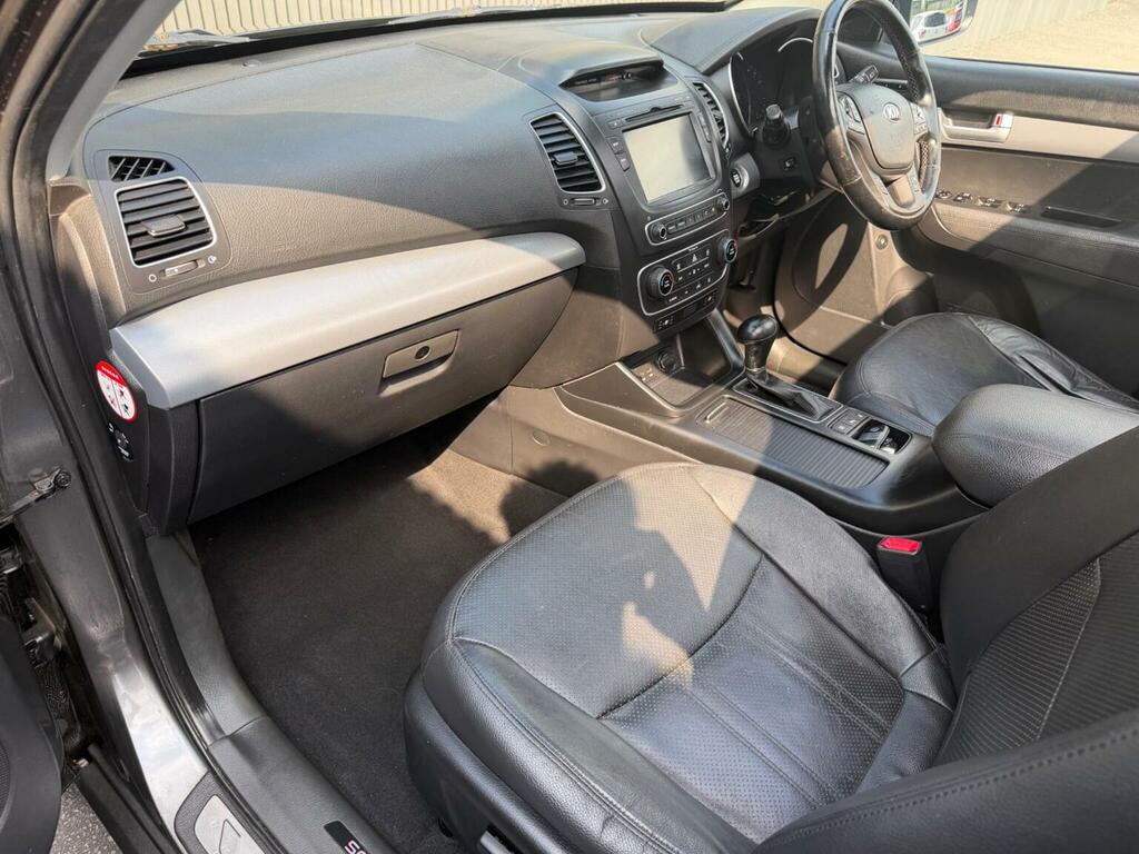 Kia Sorento Crdi Kx-2 White #22