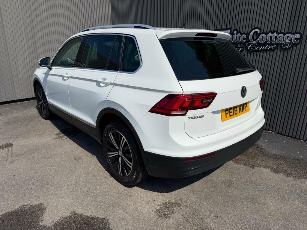 Volkswagen Tiguan 1.4 Tsi Se Navigation Euro 6 Ss White #3