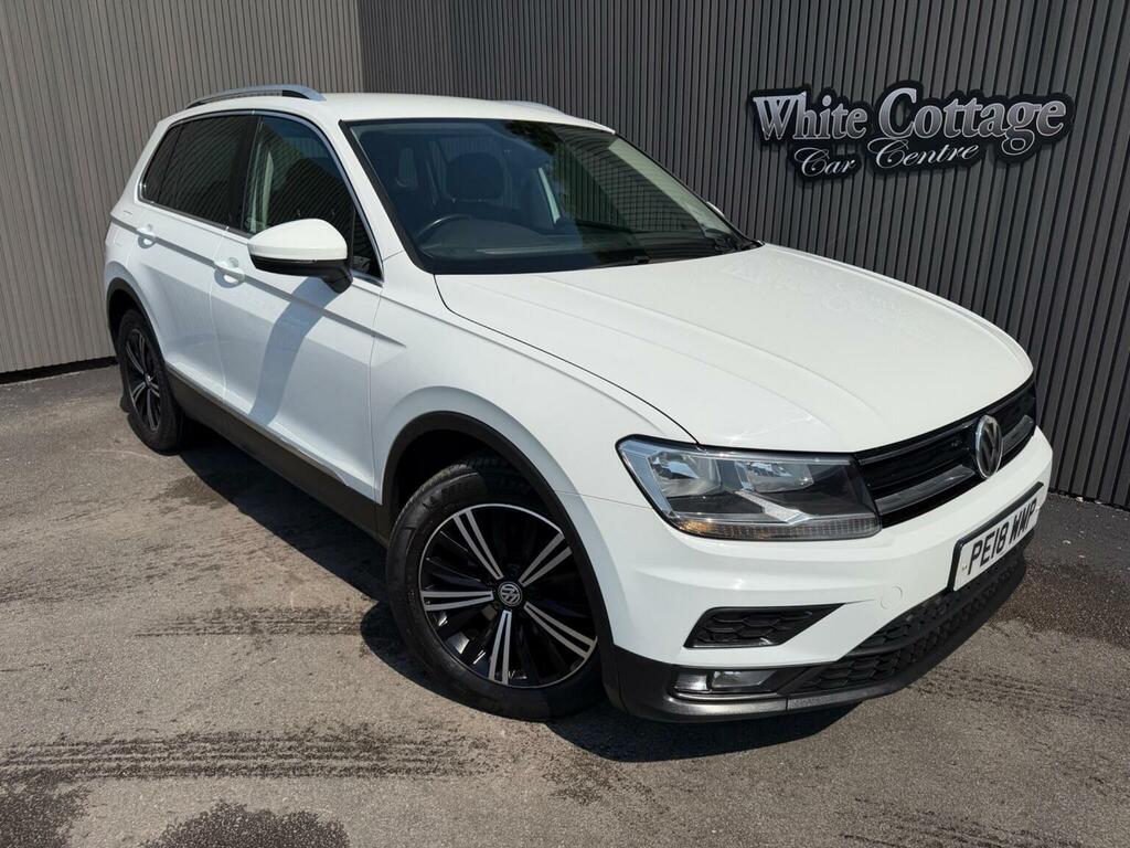 Volkswagen Tiguan 1.4 Tsi Se Navigation Euro 6 Ss White