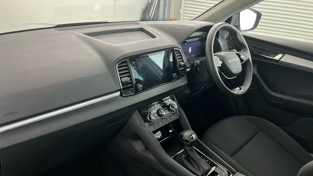 Skoda Karoq 1.5 Tsi Act Se Edition Suv Dsg Euro 6 GF25RUH Silver #2