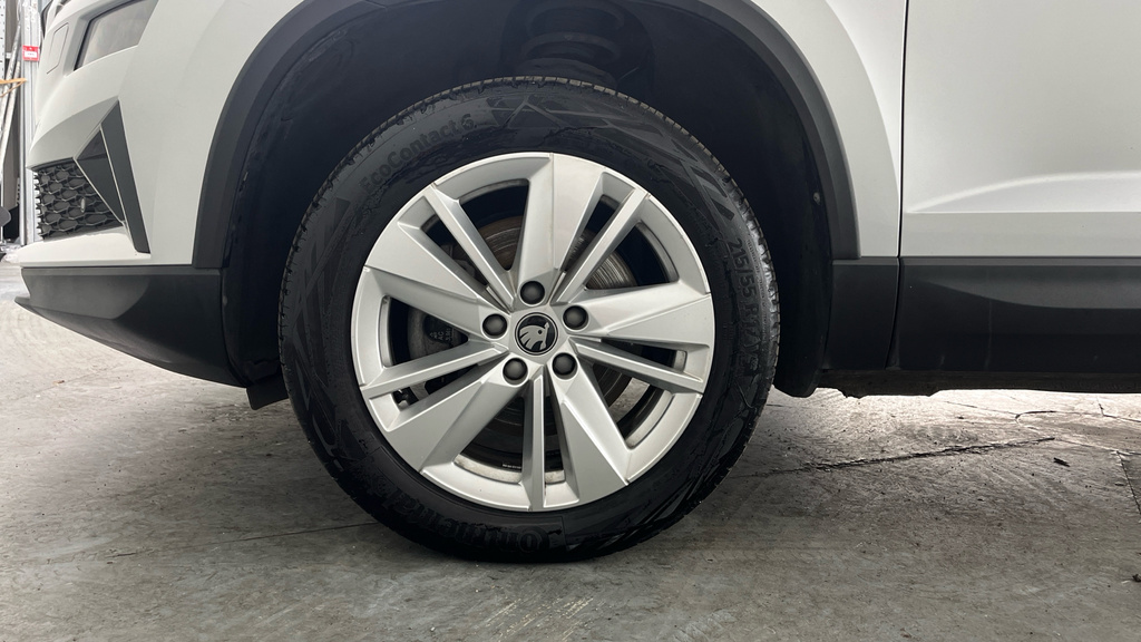 Skoda Karoq 1.5 Tsi Act Se Edition Suv Dsg Euro 6 GF25RUH Silver #5