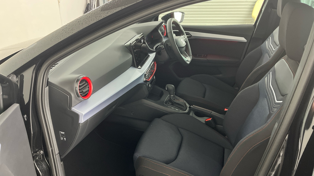 Seat Ibiza 1.0 Tsi Fr Hatchback Dsg Euro 6 Ss Black #2
