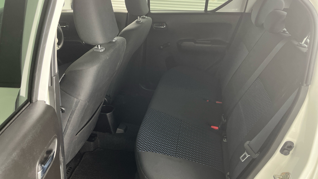 Suzuki Ignis Ignis Sz-t Dualjet Mhev Cvt Red #13