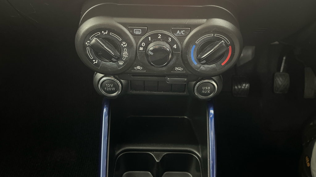 Suzuki Ignis Ignis Sz-t Dualjet Mhev Cvt Red #21