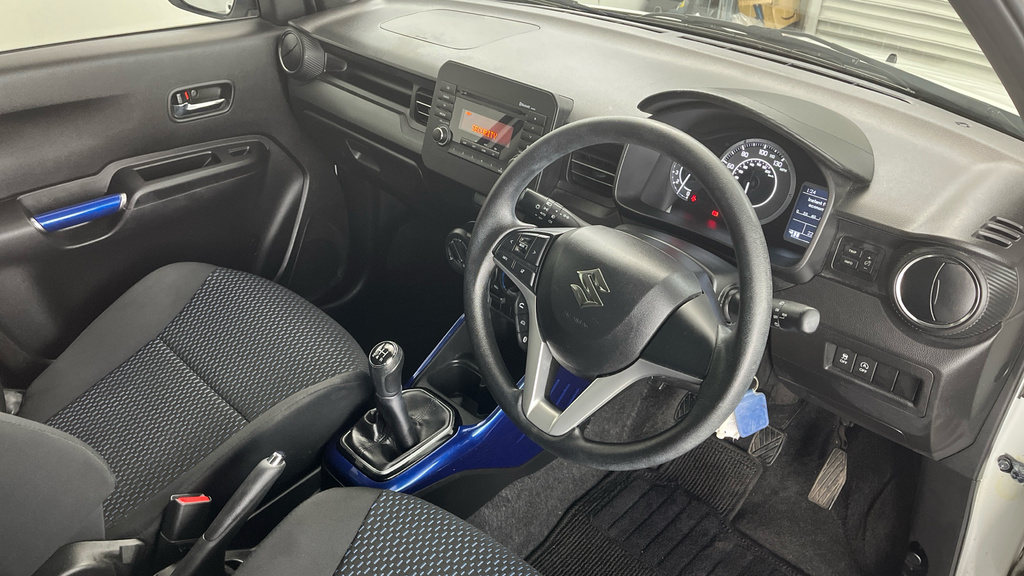 Suzuki Ignis Ignis Sz-t Dualjet Mhev Cvt Red #24