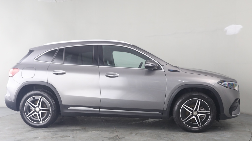 Mercedes-Benz EQA Sport Black #3