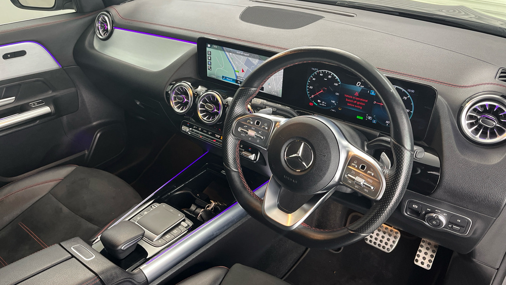 Mercedes-Benz EQA Sport Black #26