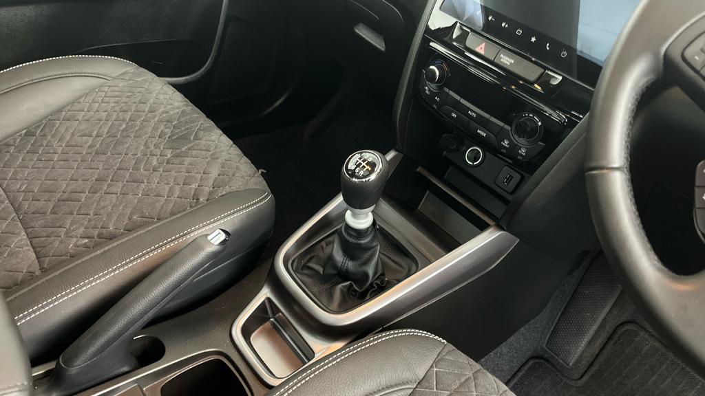 Suzuki Vitara Motion Grey #17