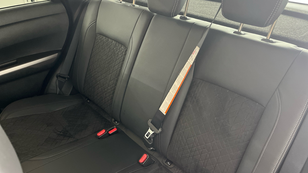 Suzuki Vitara Motion Grey #13