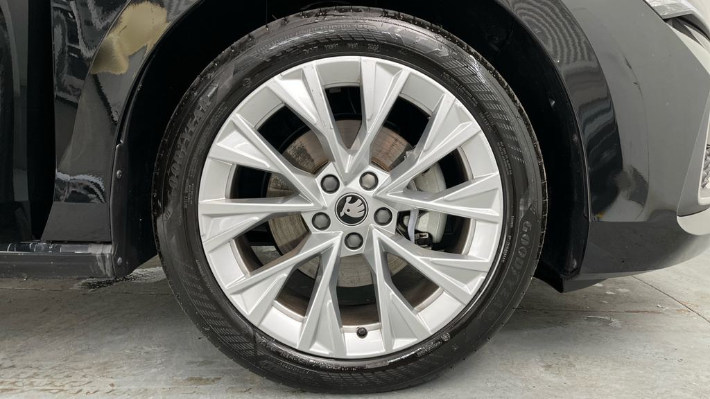 Skoda Superb 1.5 Tsi E-tec Mhev Se L Estate Hybrid D CK26RSX Black #5