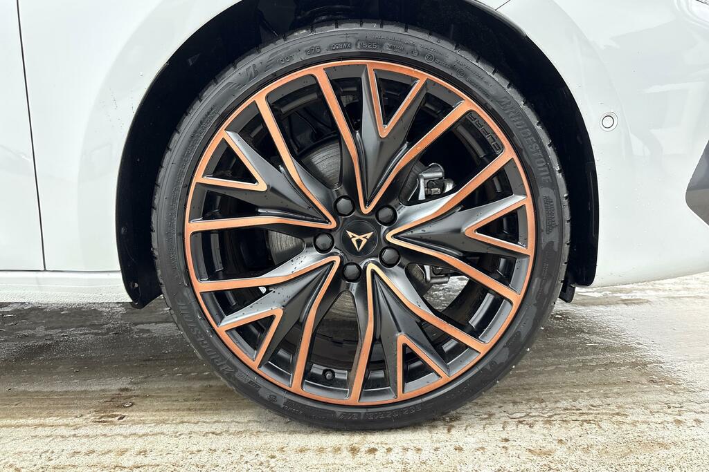 Cupra Leon 1.5 Etsi V3 Estate Hybrid Dsg Euro 6 S White #4