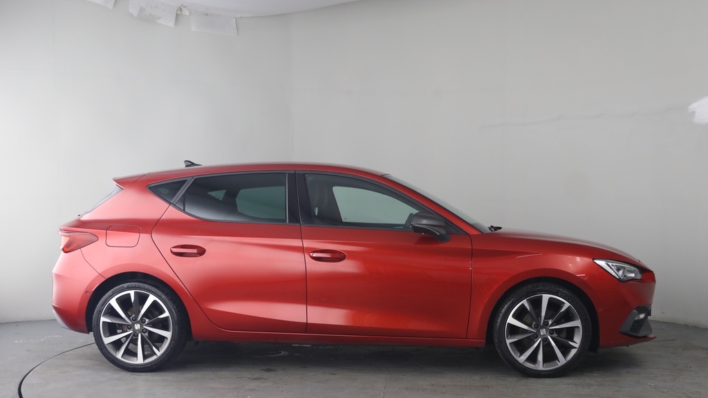 Seat Leon 1.5 Tsi Evo Fr Sport Hatchback E KY21TSO Red #4