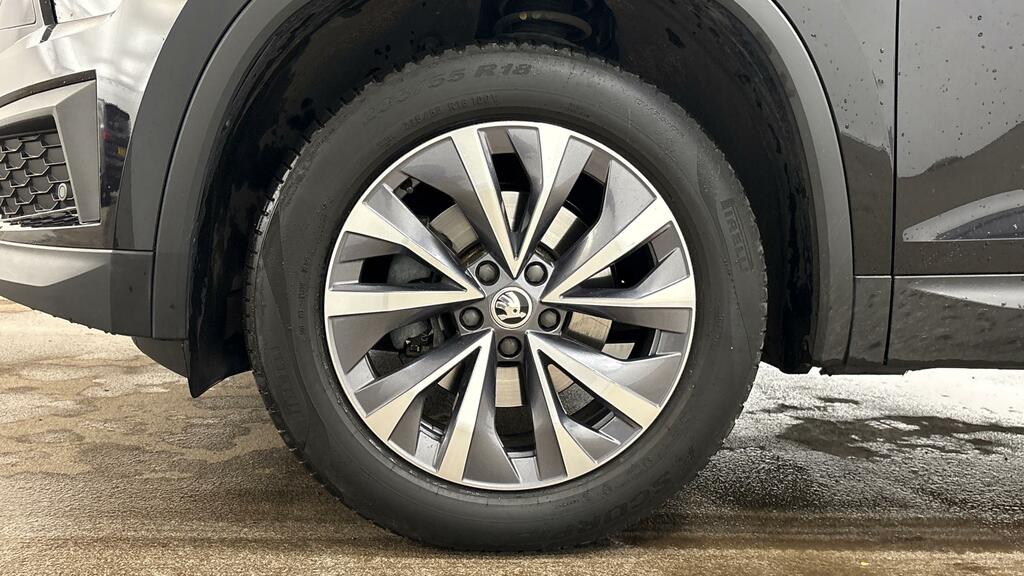 Skoda Kodiaq 1.5 Tsi Act Se Drive Suv Dsg Euro 6 S Black #4