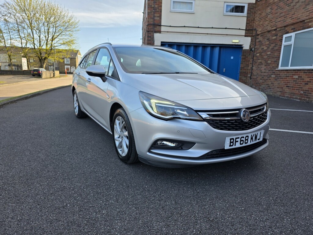 Vauxhall Astra Estate 1.6 Cdti Ecotec Blueinjection Tech Line Nav Silver
