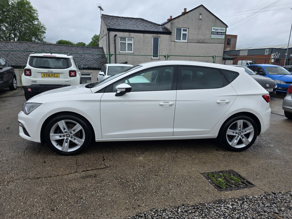 Seat Leon Hatchback 1.4 Ecotsi Fr Technology 201818 YJ18XTC White #4
