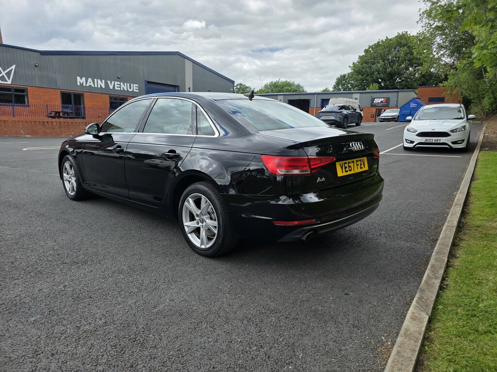 Audi A4 1.4 Tfsi Sport Black #6