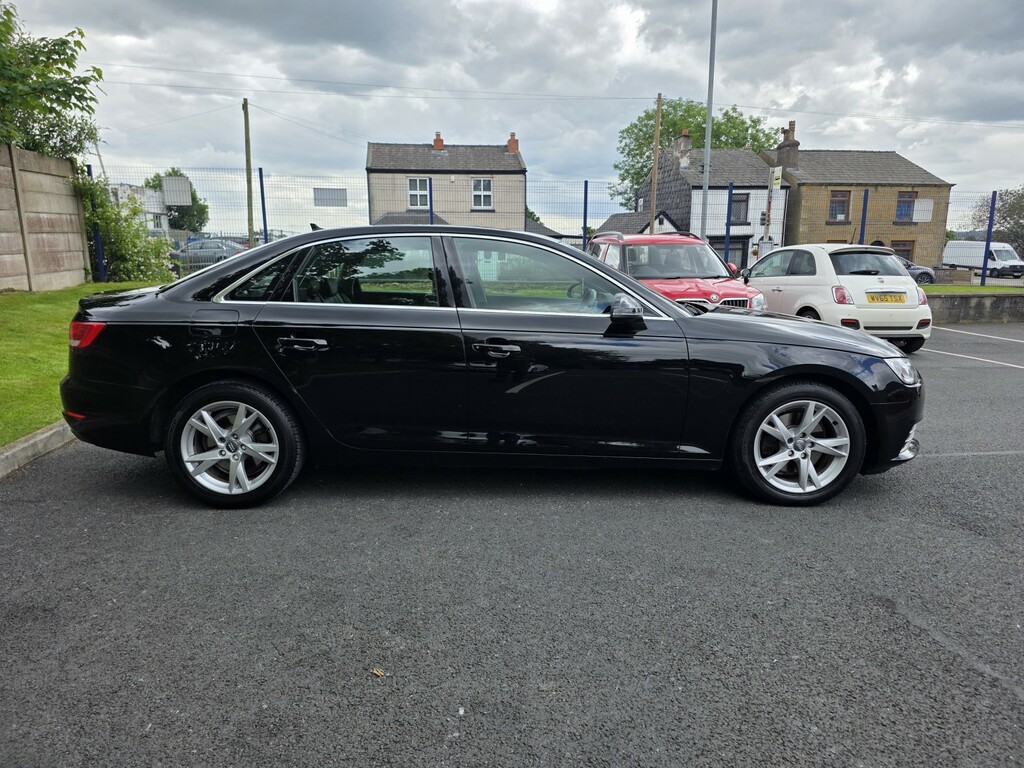 Audi A4 1.4 Tfsi Sport Black #5