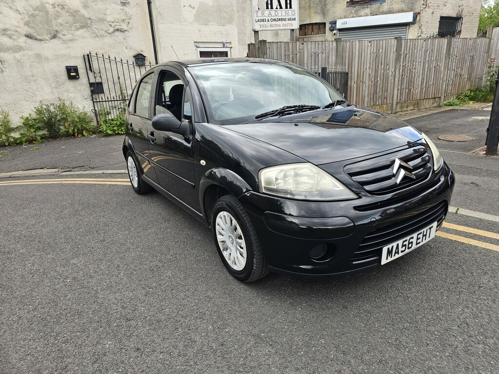 Citroen C3 1.4 I Desire Black #2