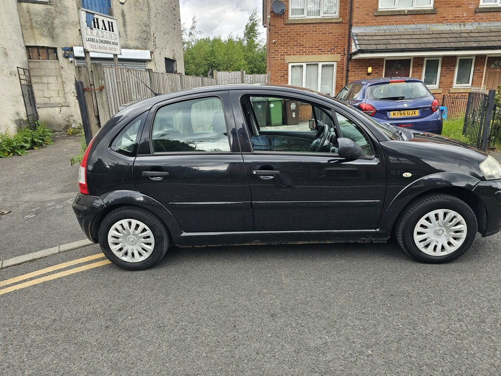 Citroen C3 1.4 I Desire Black #4