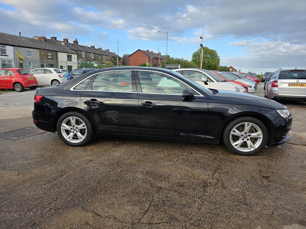 Audi A4 Saloon 2.0 Tdi Ultra Se 201666 RK66UVP Black #4