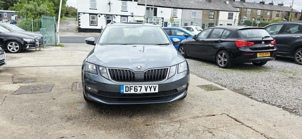 Skoda Octavia Estate 1.4 Tsi Se 201867 Grey