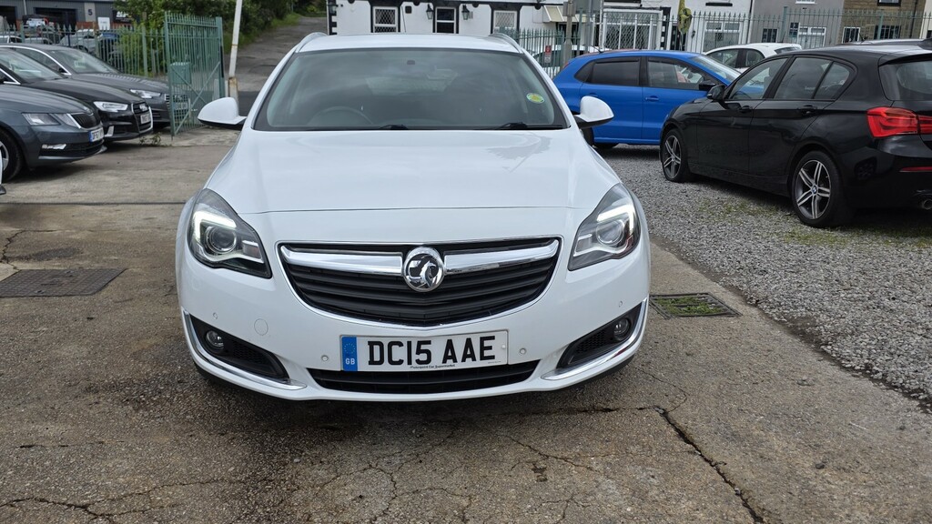 Vauxhall Insignia Estate 2.0 Cdti Sri 201515 White