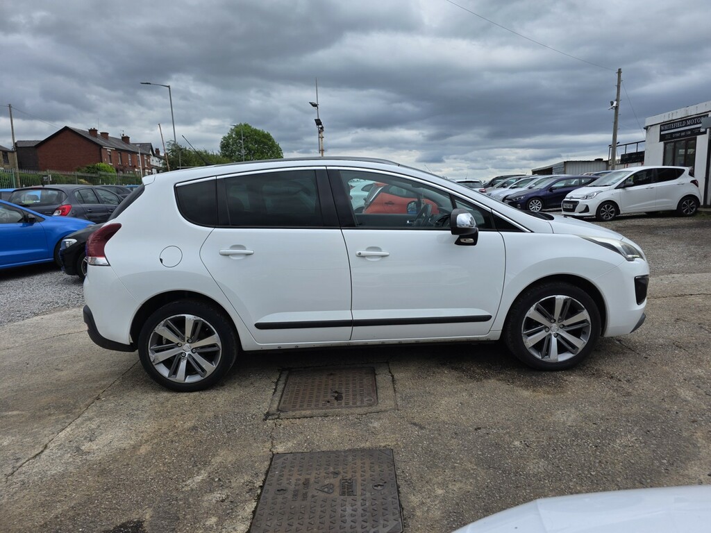 Peugeot 3008 Suv 1.6 Bluehdi Allure 201565 White #5