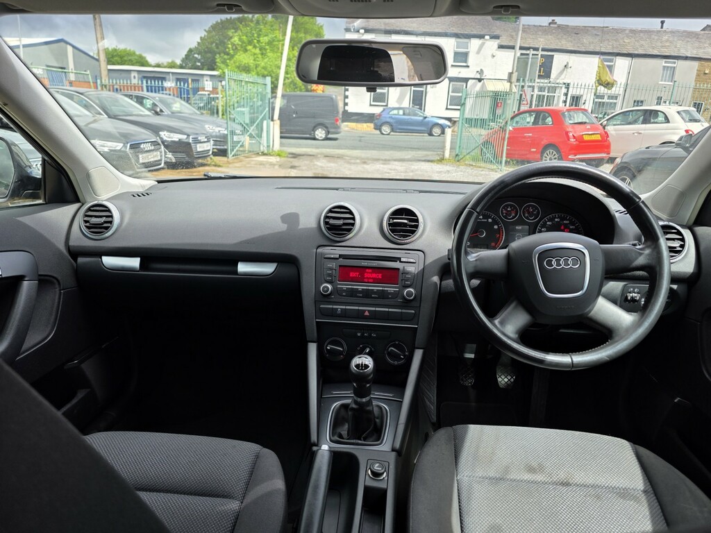 Audi A3 Hatchback 1.2 Tfsi Se Euro 5 Ss 201060 Red #15