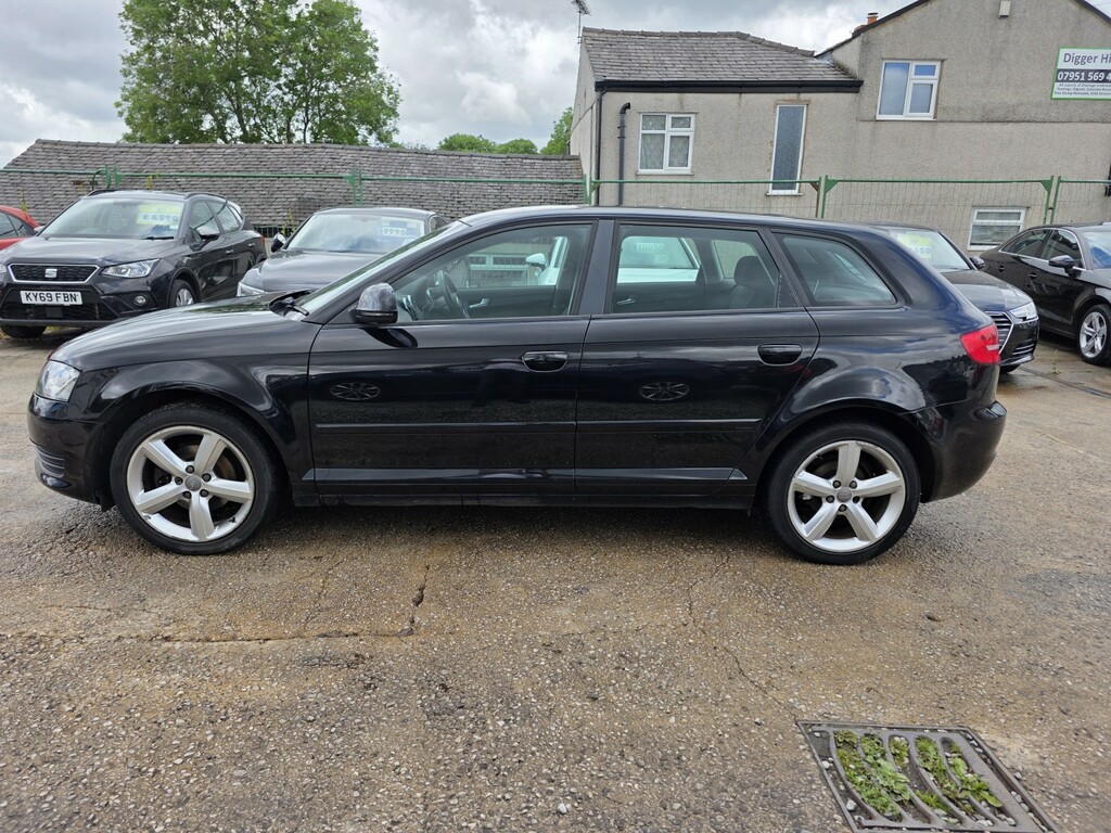 Audi A3 1.6 Technik Black #5