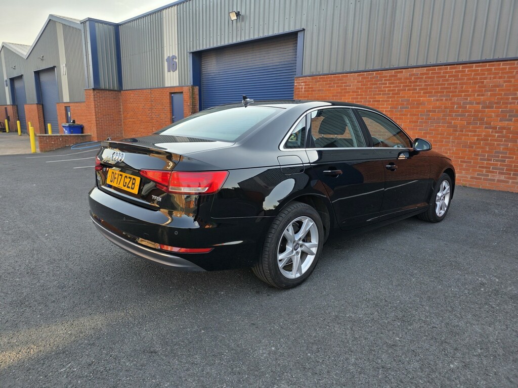 Audi A4 1.4 Tfsi Sport Black #6
