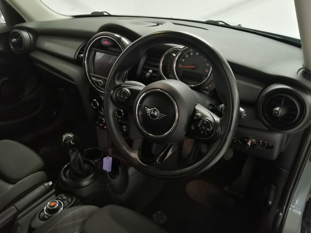 Mini Hatch 1.5L Cooper D YG69DZO Grey #6