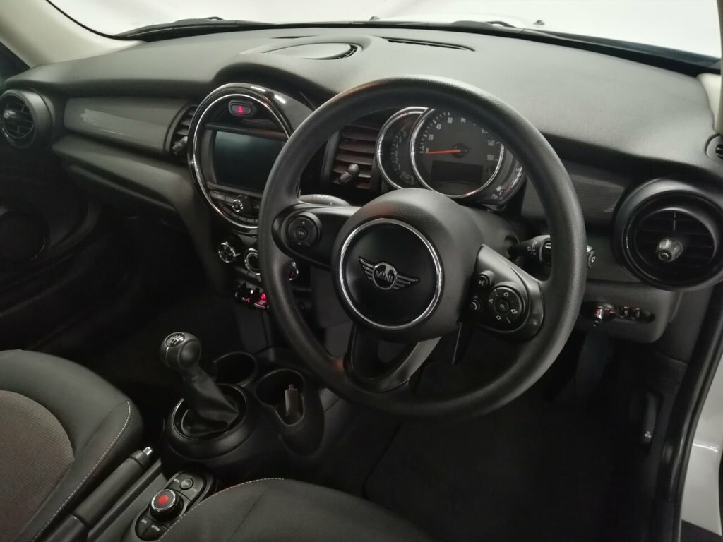 Mini Hatch 1.5L Cooper YB18EAW Silver #6