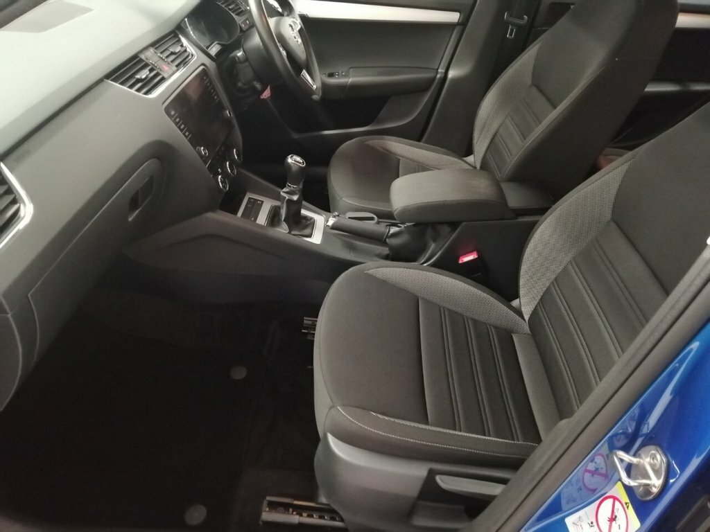 Skoda Octavia  Red #12