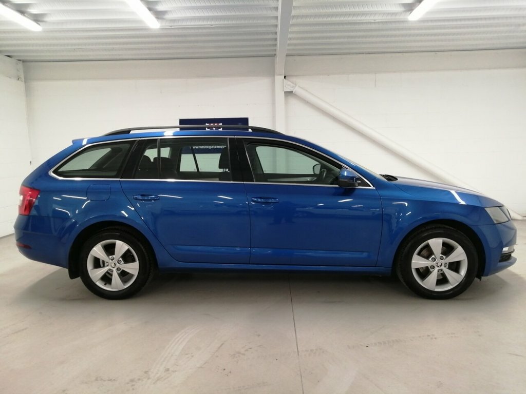Skoda Octavia  Red #27